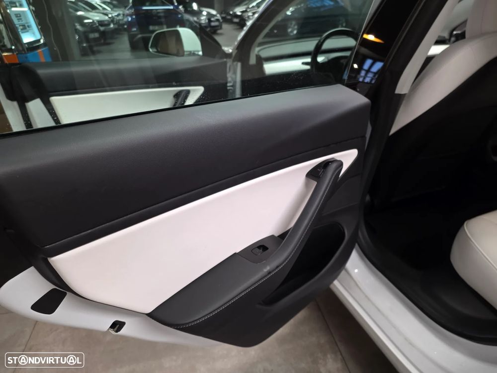 Tesla Model 3 Long Range AWD Dual Motor - 14