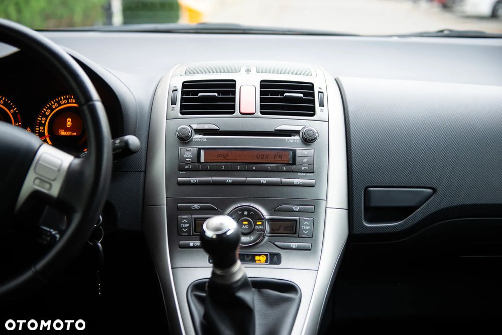 Toyota Auris 1.6 Edition - 28