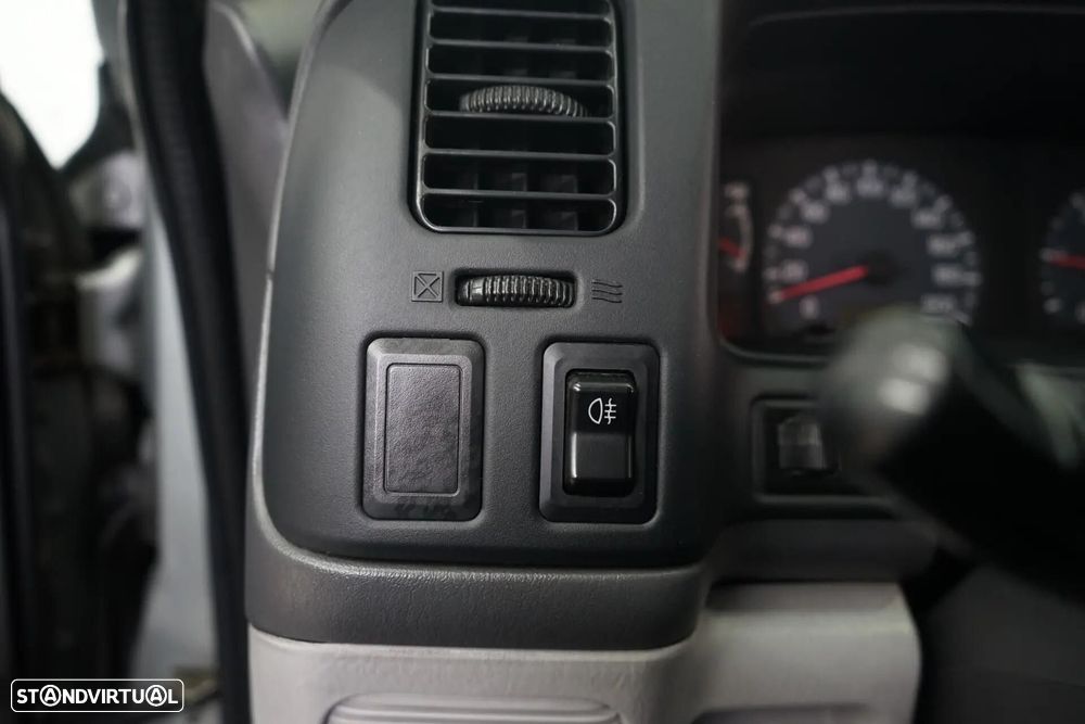 Mitsubishi Pajero Sport - 25