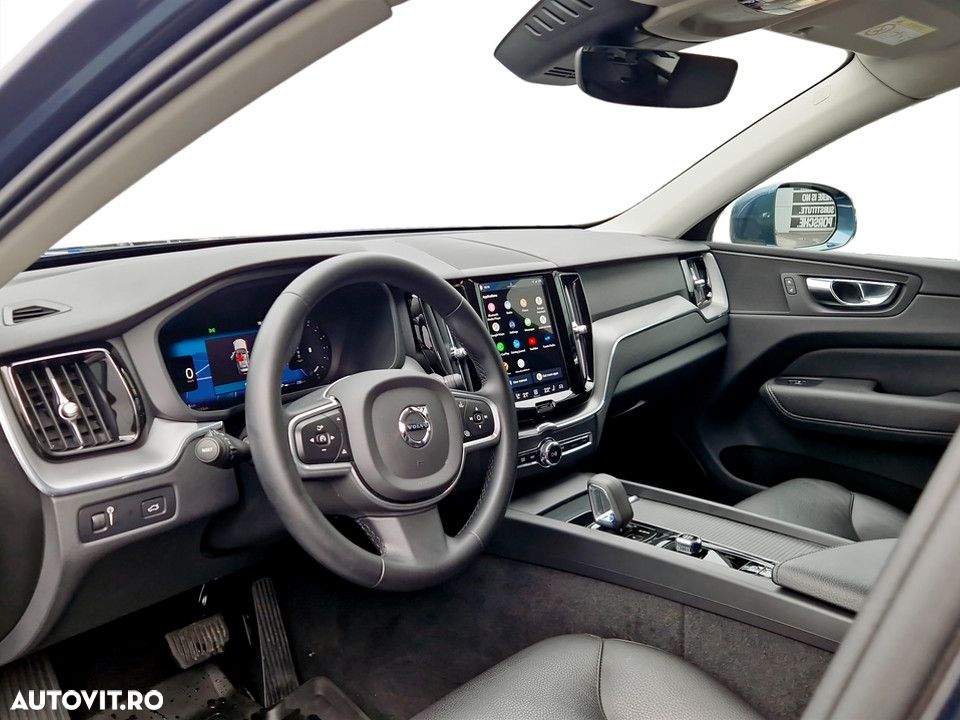 Volvo XC 60 B4 MHEV Momentum - 17