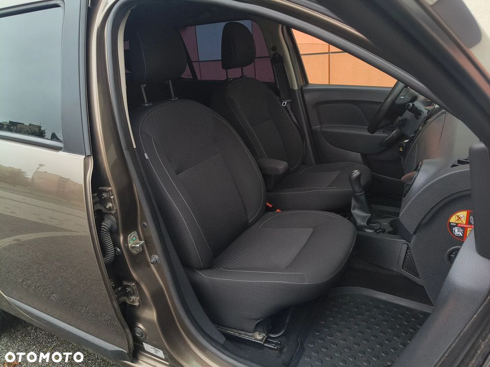 Dacia Logan TCe 90 Prestige - 11