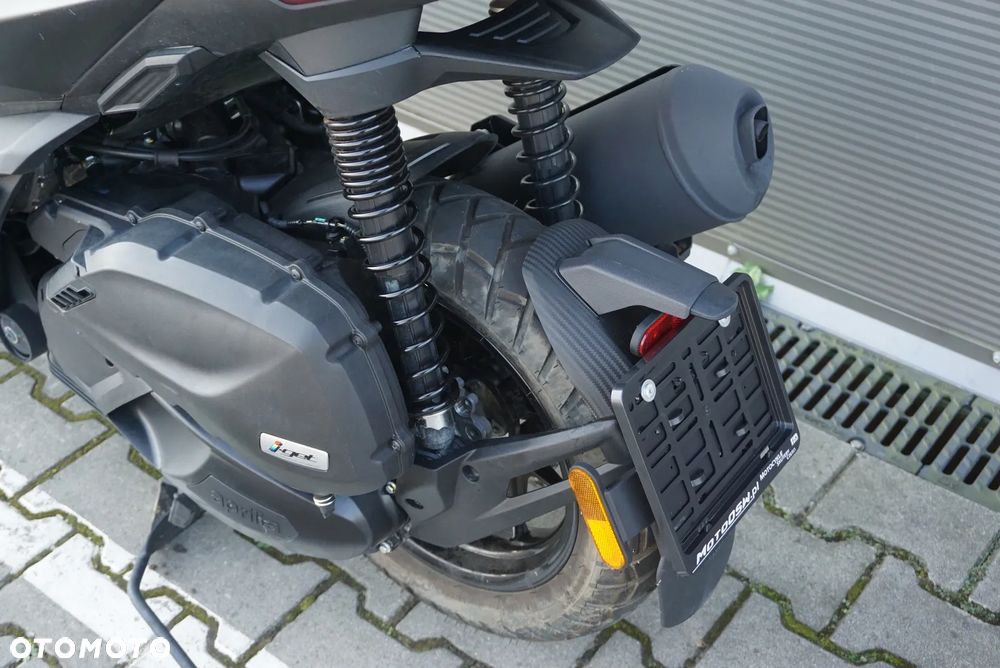 Aprilia SR - 5