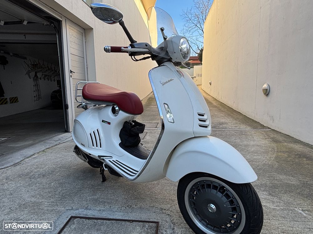 Vespa Vespa 946 - 16