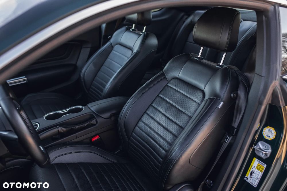 Ford Mustang 5.0 V8 Bullitt - 20