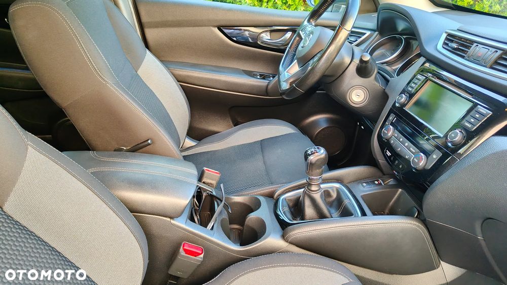 Nissan Qashqai 1.7 dCi ALL-MODE 4x4i N-CONNECTA - 29
