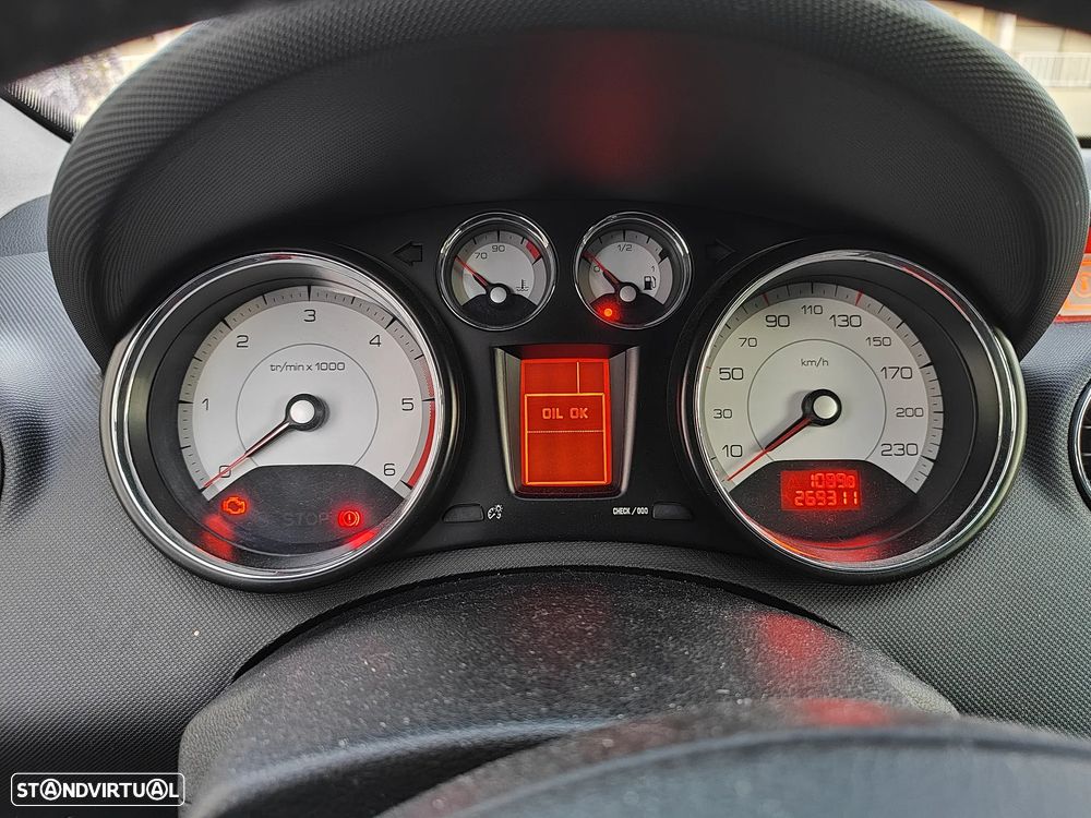 Peugeot 308 SW ver-1-6-hdi-sport-cvm6 - 5