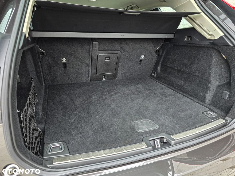 Volvo XC 60 B4 D Momentum Pro - 7