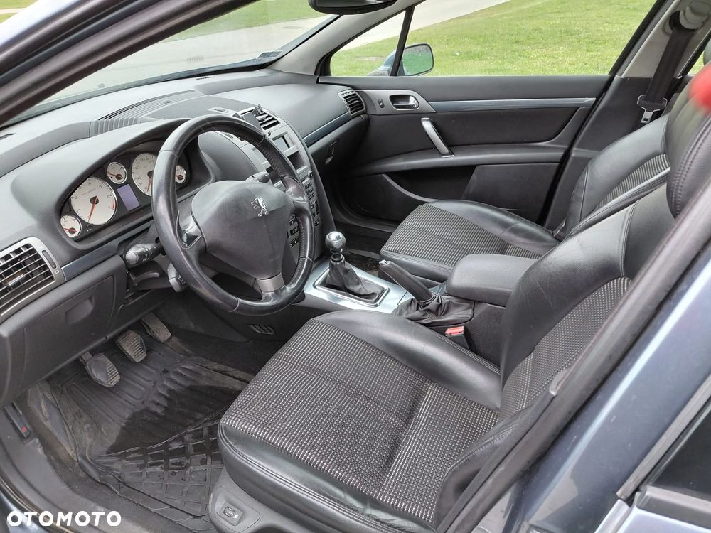 Peugeot 407 - 2
