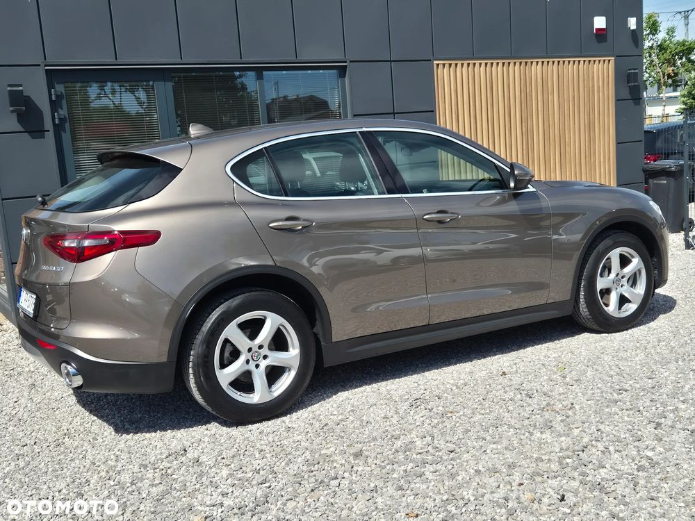 Alfa Romeo Stelvio 2.2 16V AT8 Executive - 14
