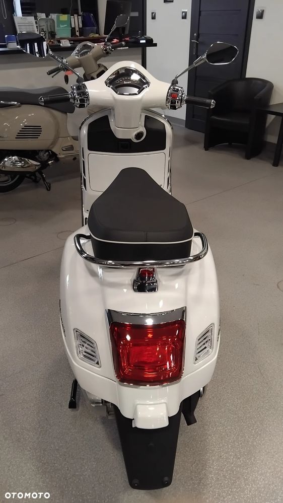 Vespa GTS - 2