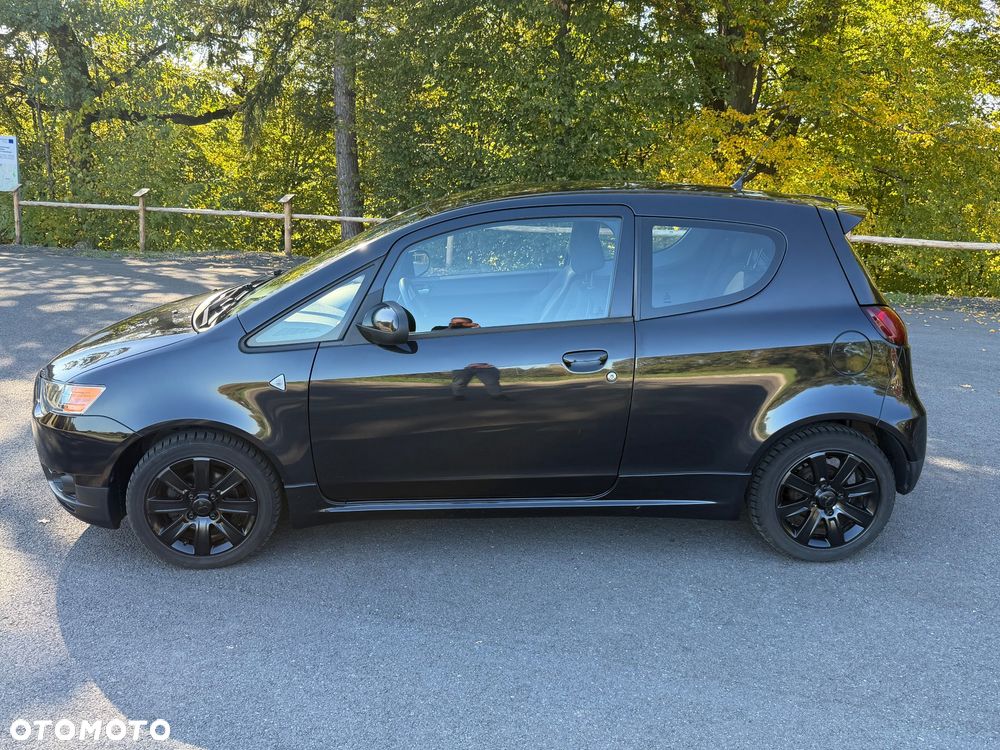 Mitsubishi Colt - 2