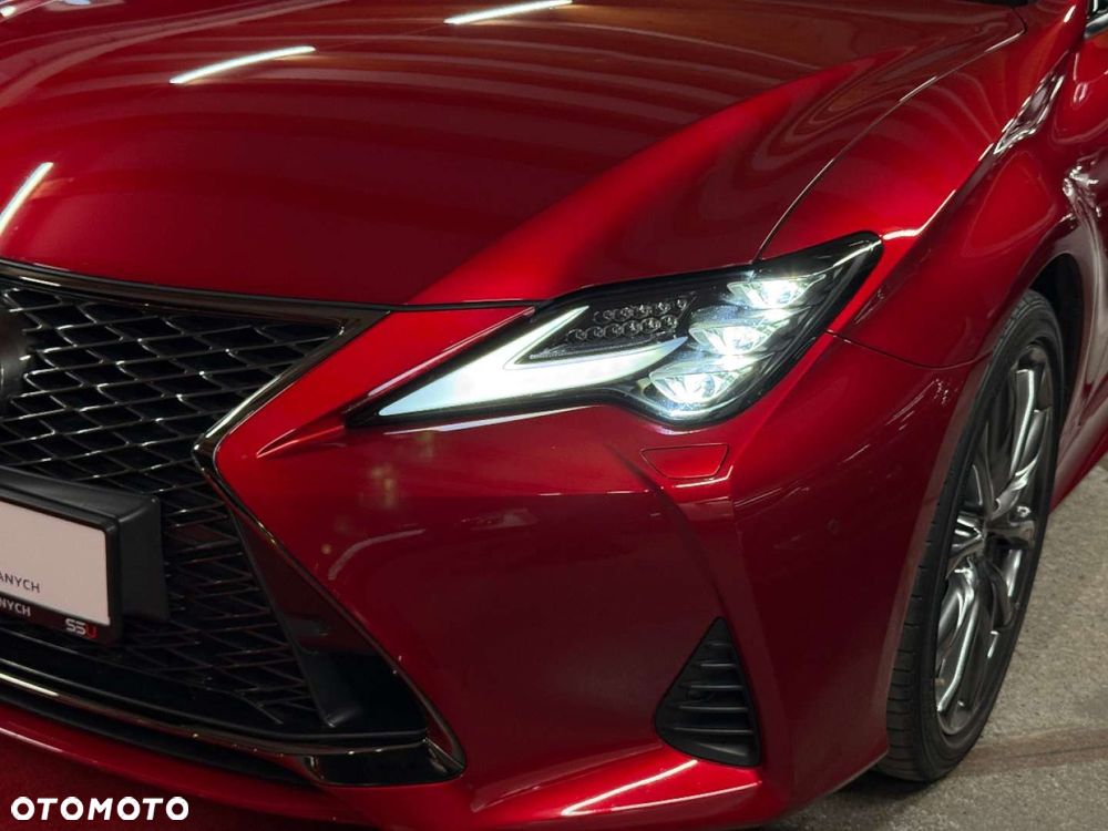 Lexus RC 300h F Sport - 37