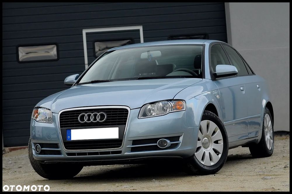 Audi A4 Limousine - 20