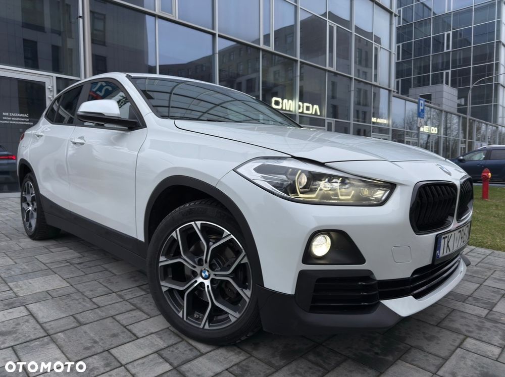 BMW X2 sDrive18i Advantage Plus - 9
