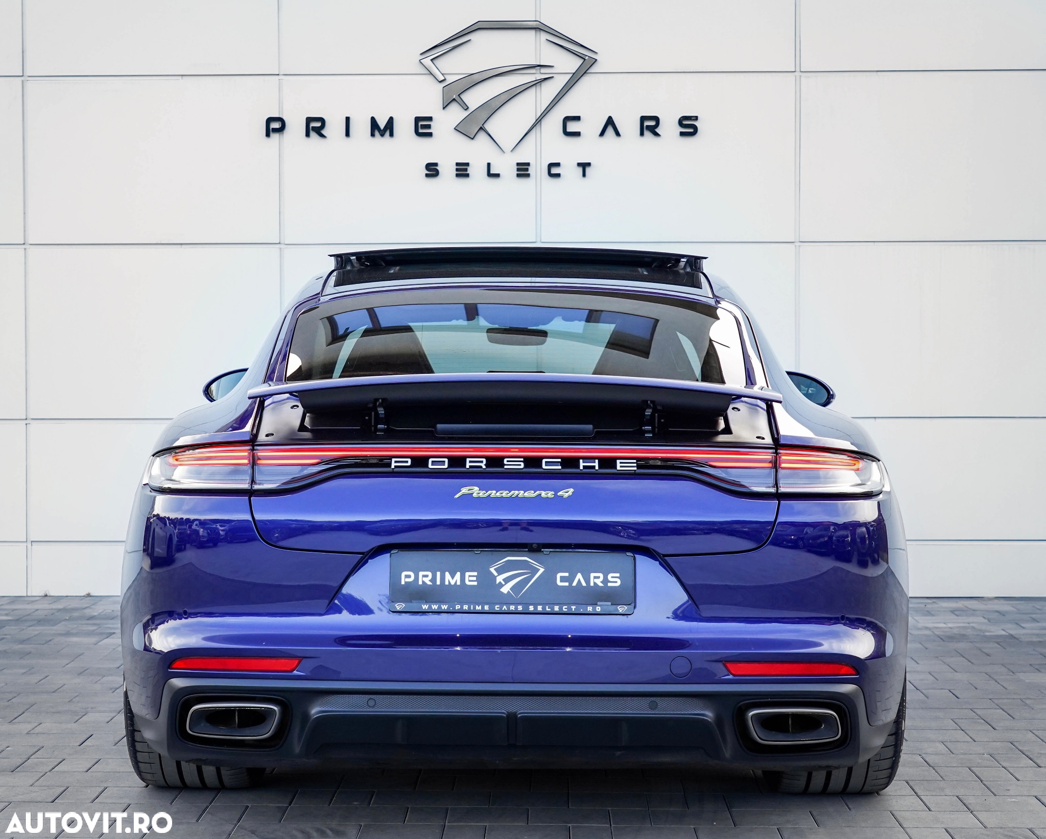 Porsche Panamera 4 E-Hybrid - 12