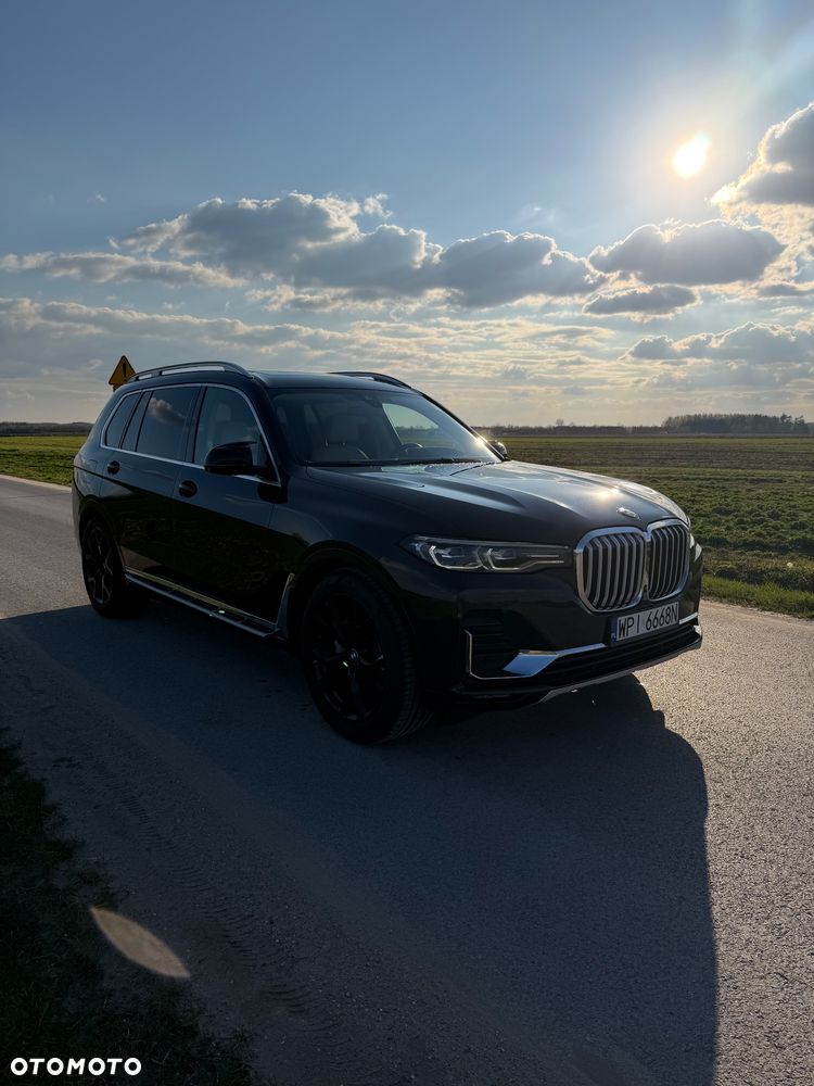 BMW X7 xDrive40i - 4
