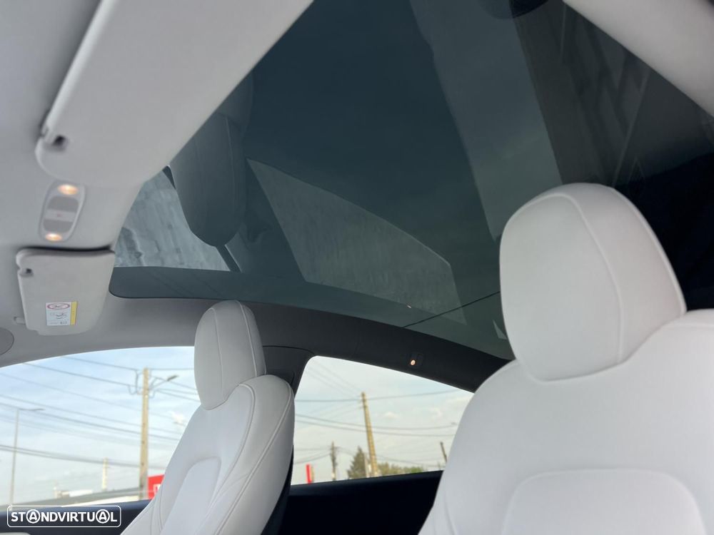Tesla Model Y Long Range Tração Integral - 9