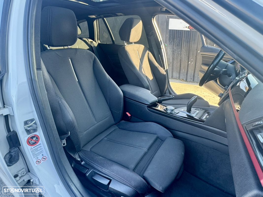 BMW 320 d Touring xDrive Pack M Auto - 56