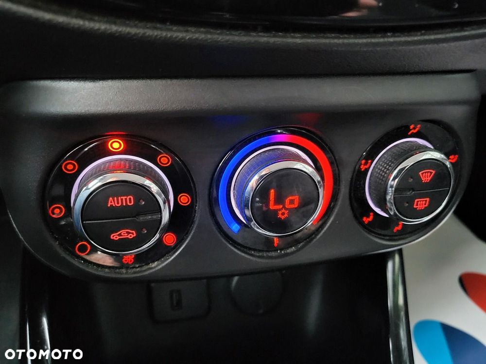 Opel Adam - 30