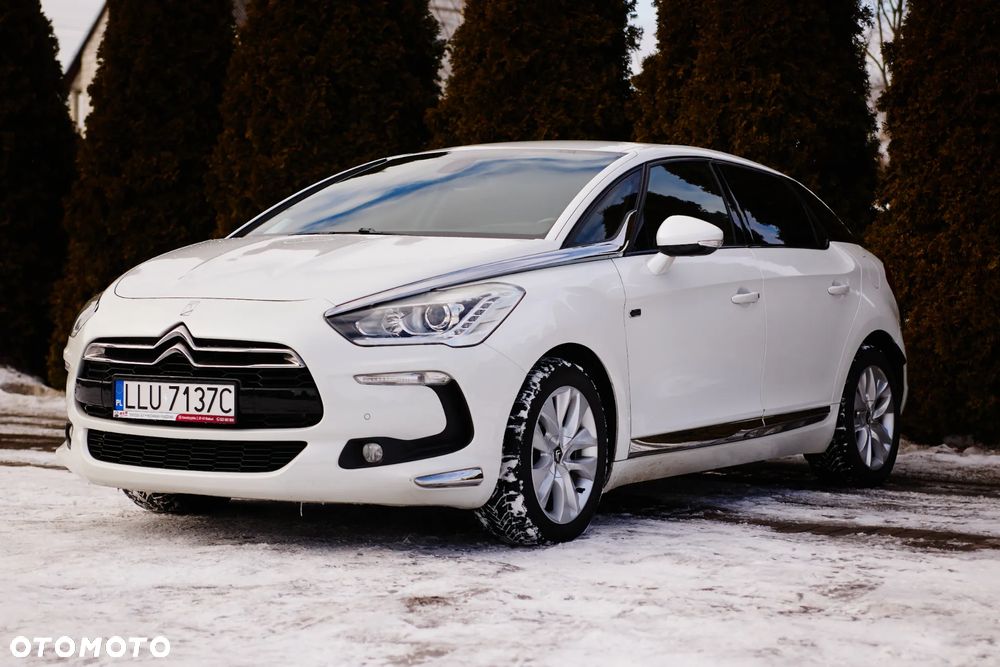 Citroën DS5 Hybrid4 EGS6 SportChic - 12