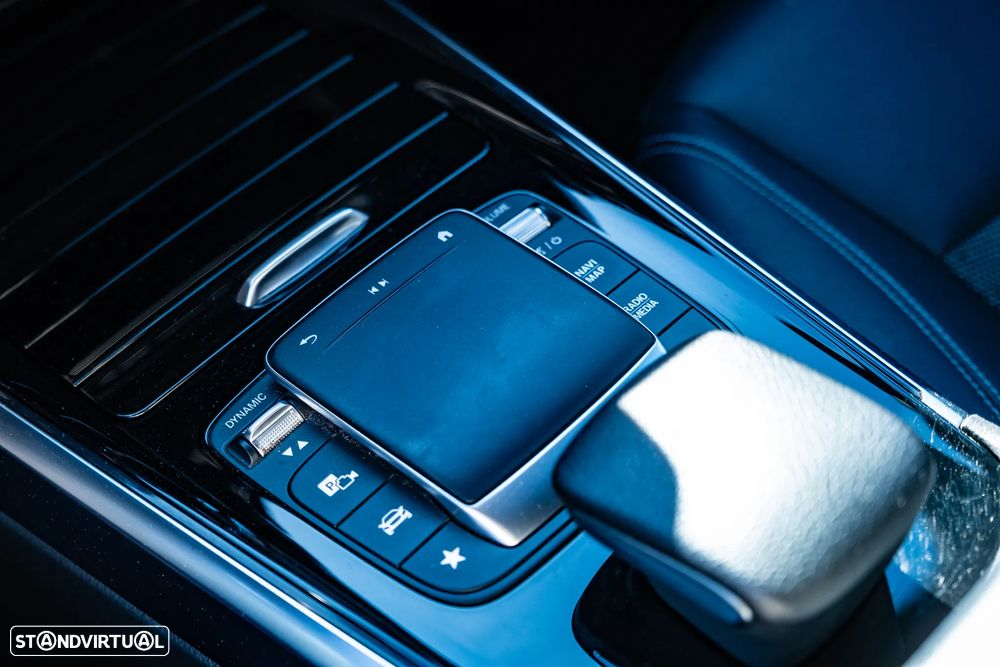 Mercedes-Benz GLB 180 d 8G-DCT Progressive - 22