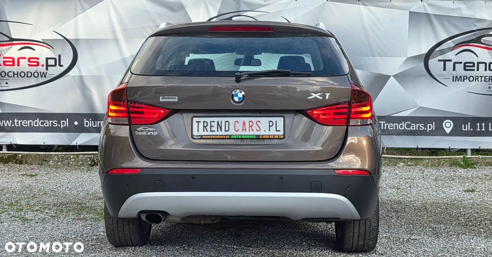 BMW X1 sDrive18i xLine - 28
