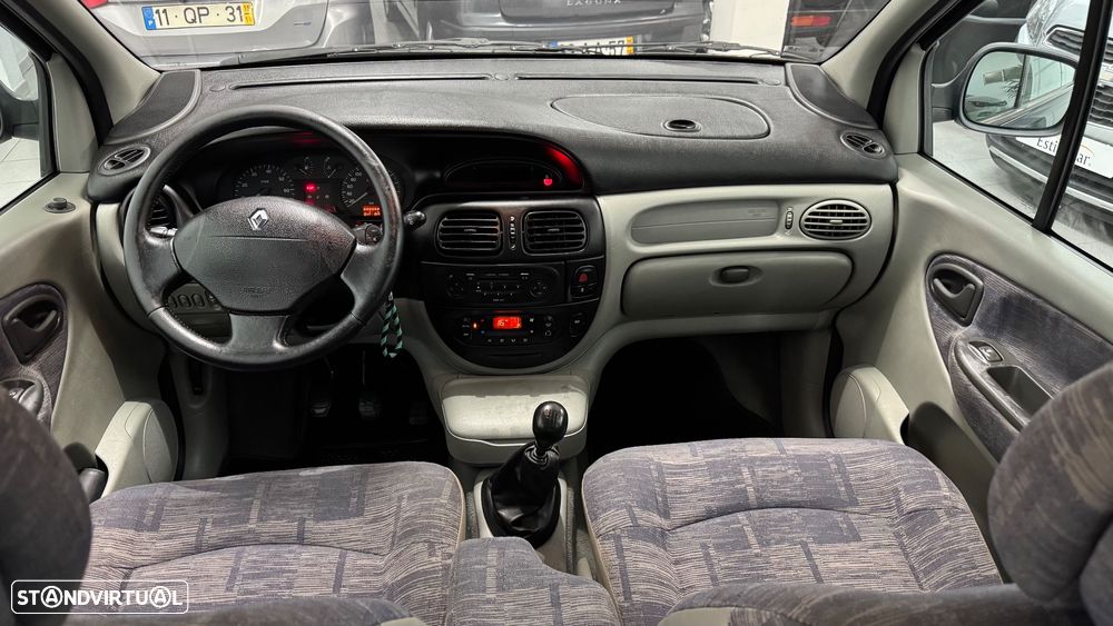 Renault Scénic RX4 1.9 dCi Privilège - 6