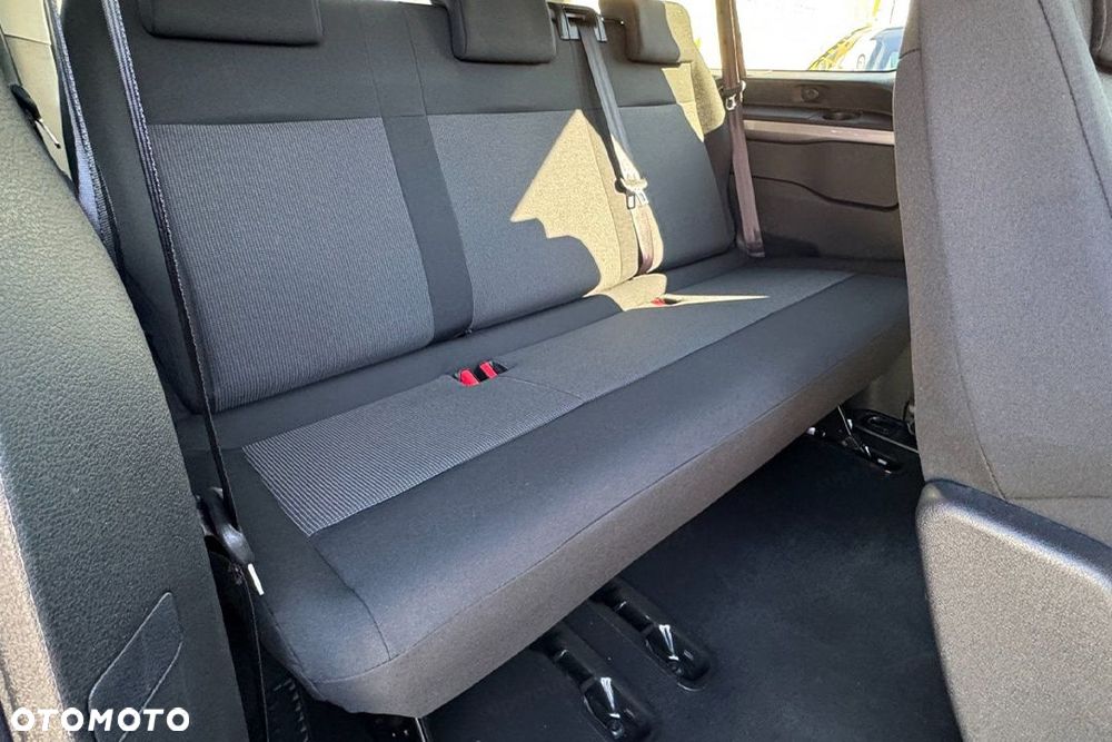 Opel Vivaro - 9