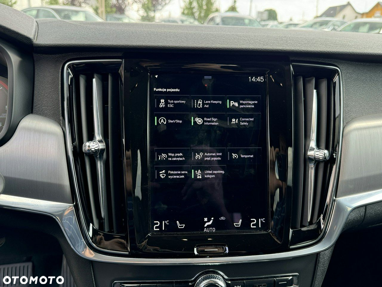 Volvo V90 - 39