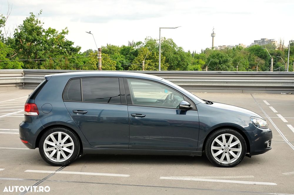 Volkswagen Golf 2.0 TDI DPF Trendline - 8