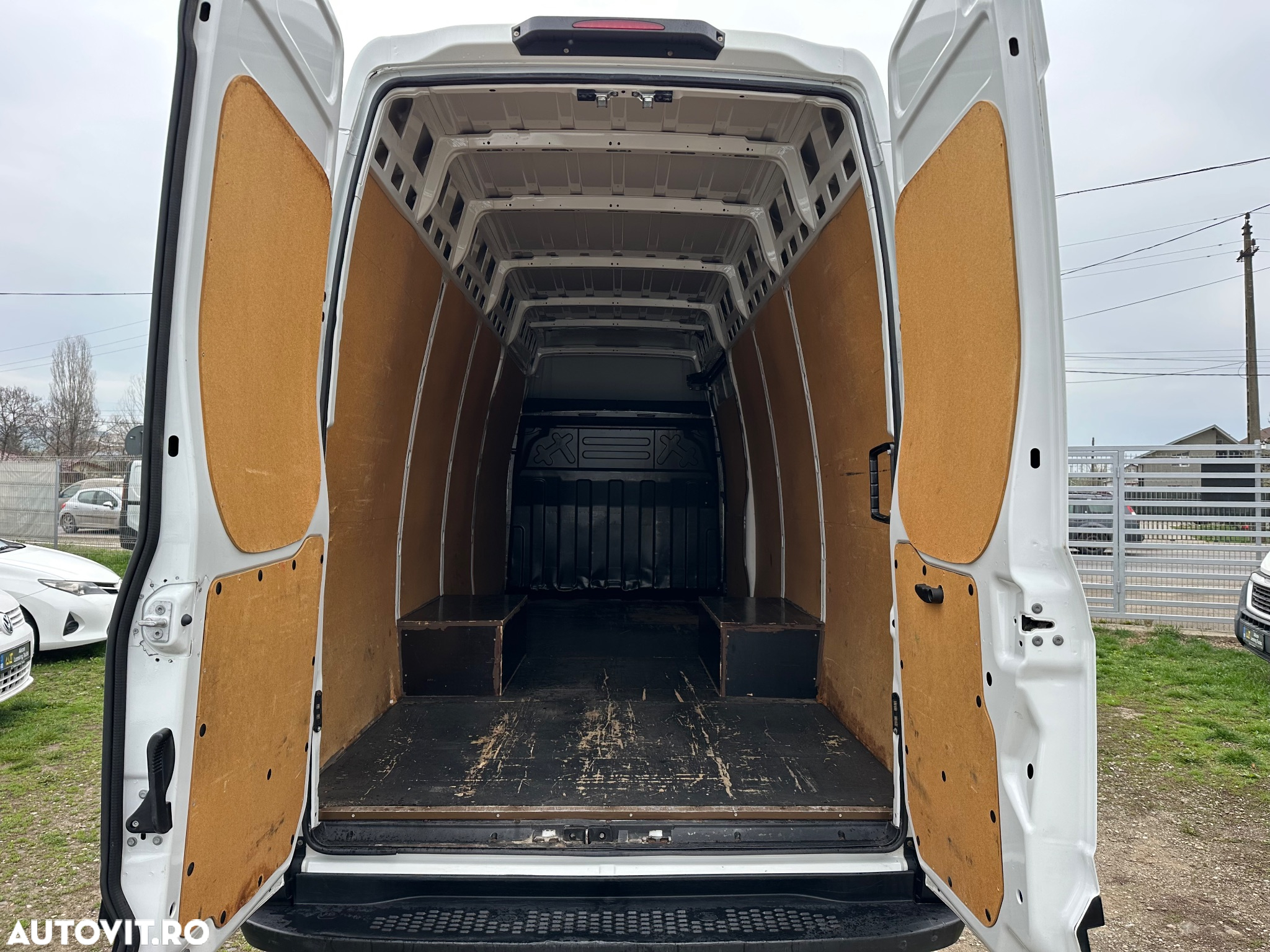 Iveco 35 C 14 - 8