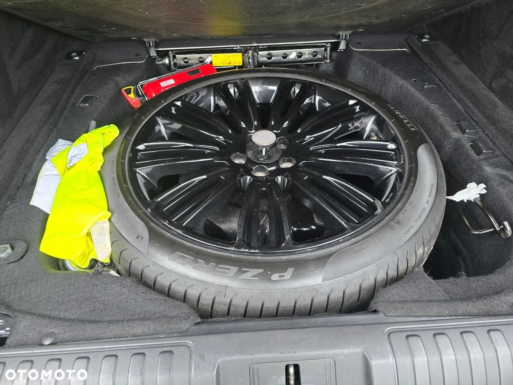 Land Rover Range Rover Sport S 3.0 SD V6 HSE Dynamic - 11