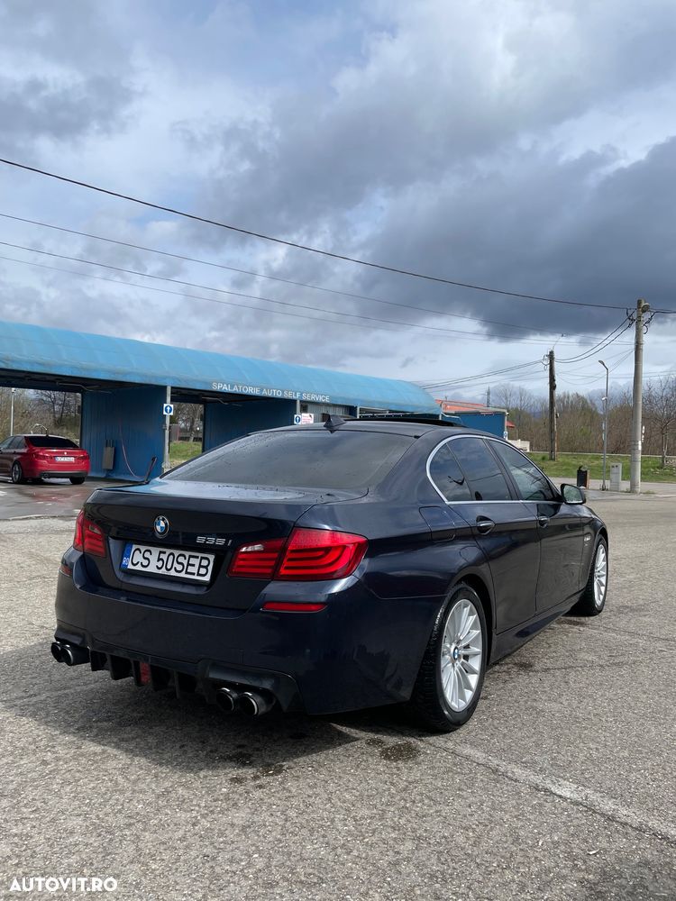 BMW Seria 5 535i xDrive - 4