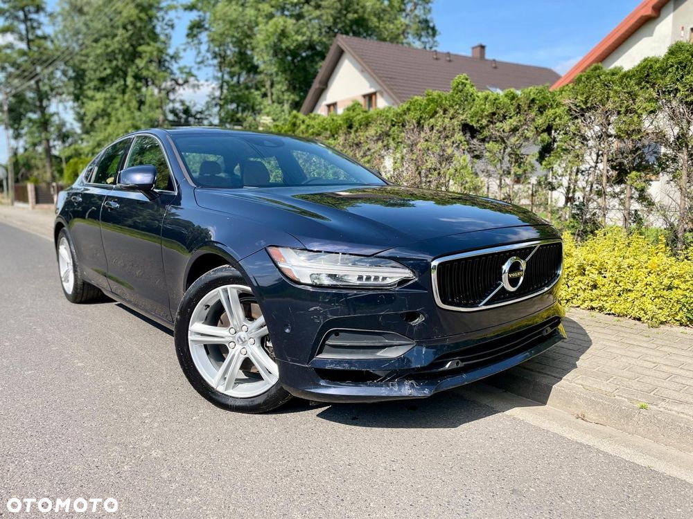 Volvo S90 T5 Momentum - 2