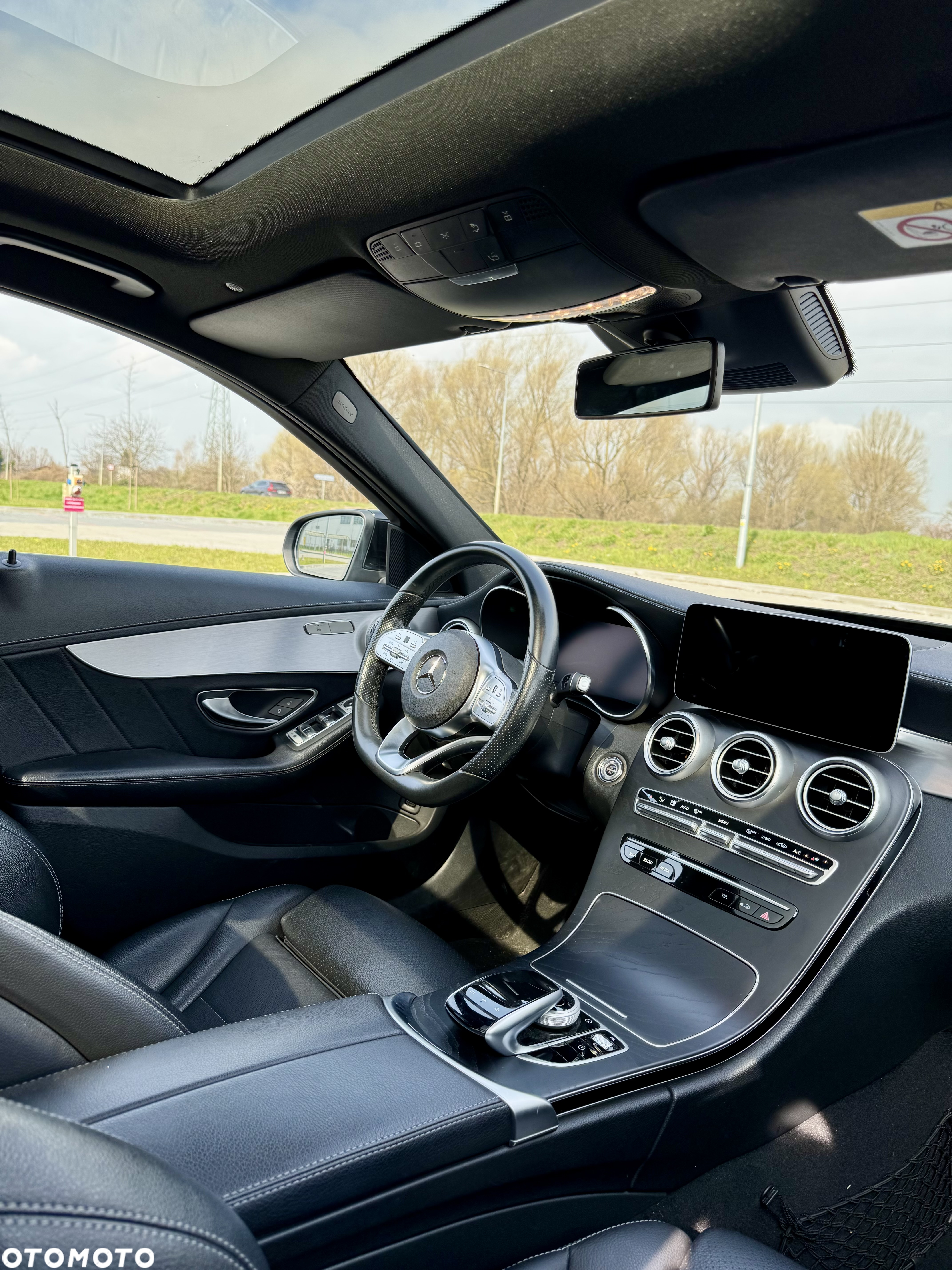 Mercedes-Benz Klasa C 200 4MATIC 9G-TRONIC - 24