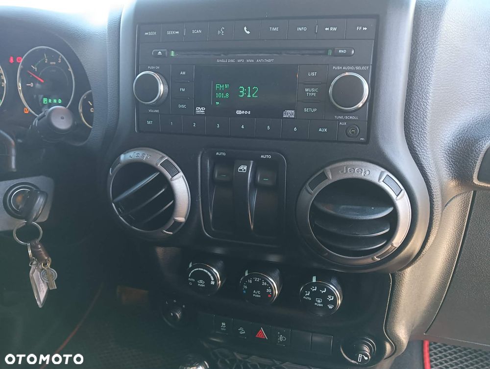 Jeep Wrangler 2.8 CRD Sport - 8