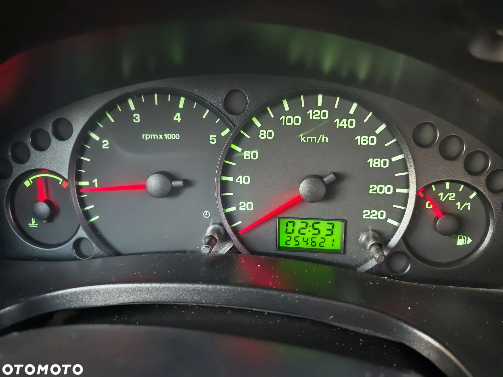 Ford Transit Connect 220 SWB Van - 20