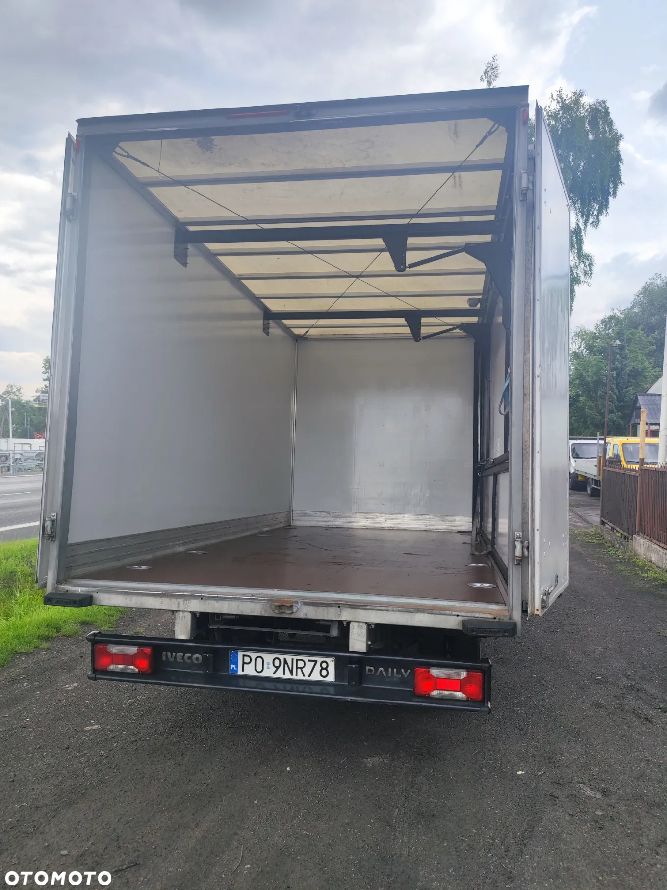 Iveco Daily 35C16 - 11