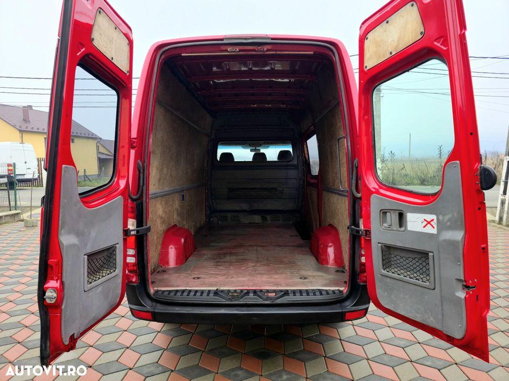 Mercedes-Benz Sprinter - 9