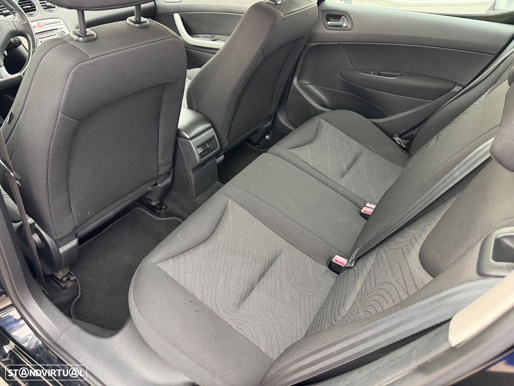 Peugeot 308 1.6 e-HDi Active CVM6 - 11