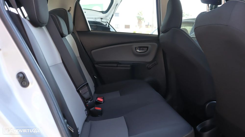 Toyota Yaris 1.4 D-4D Comfort - 21