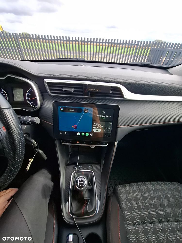 MG ZS - 18