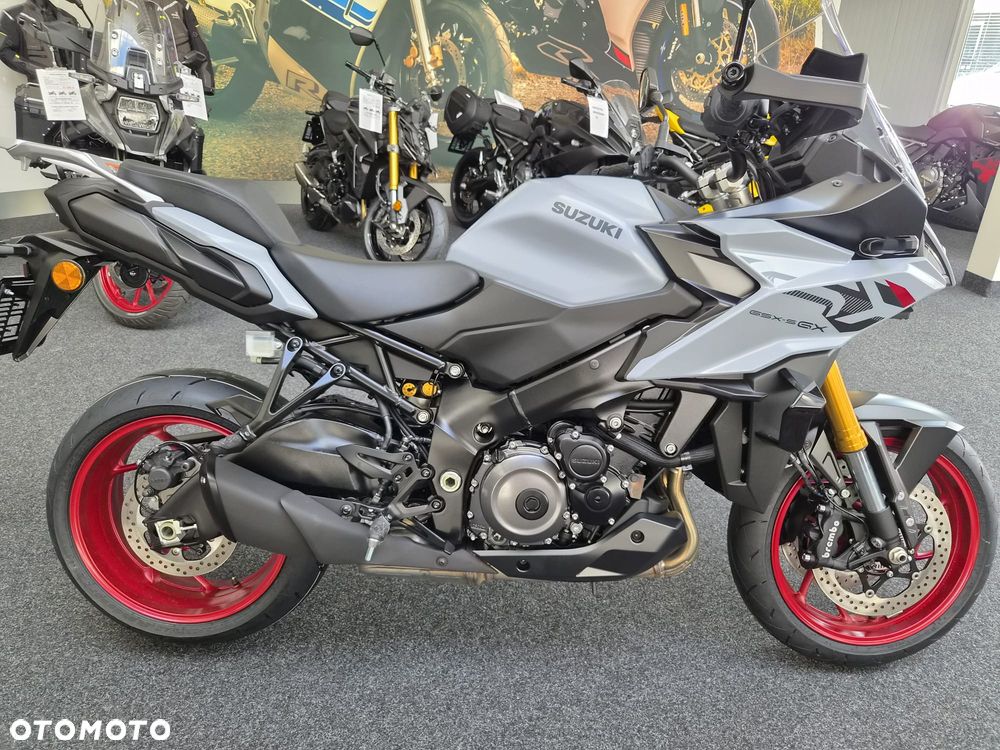 Suzuki GSX 1000 - 15
