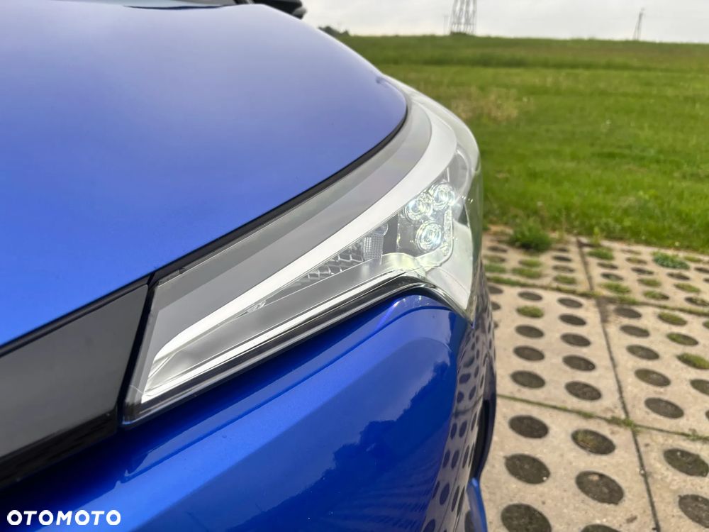 Toyota C-HR Flow - 17