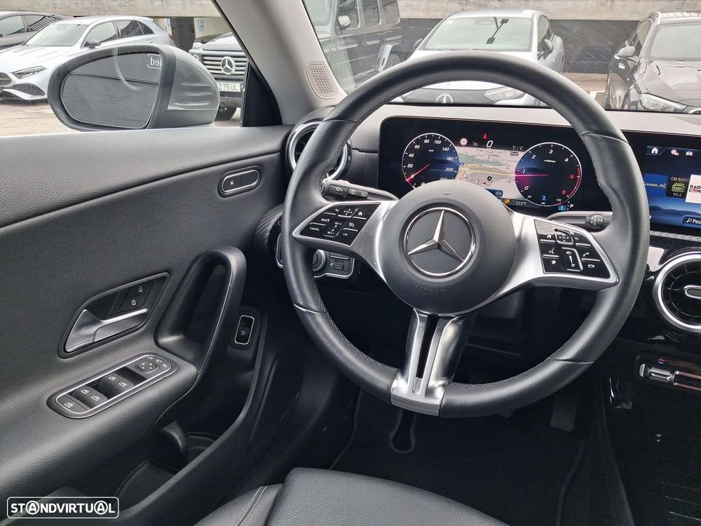 Mercedes-Benz CLA 180 d Shooting Brake Style Plus Aut. - 15