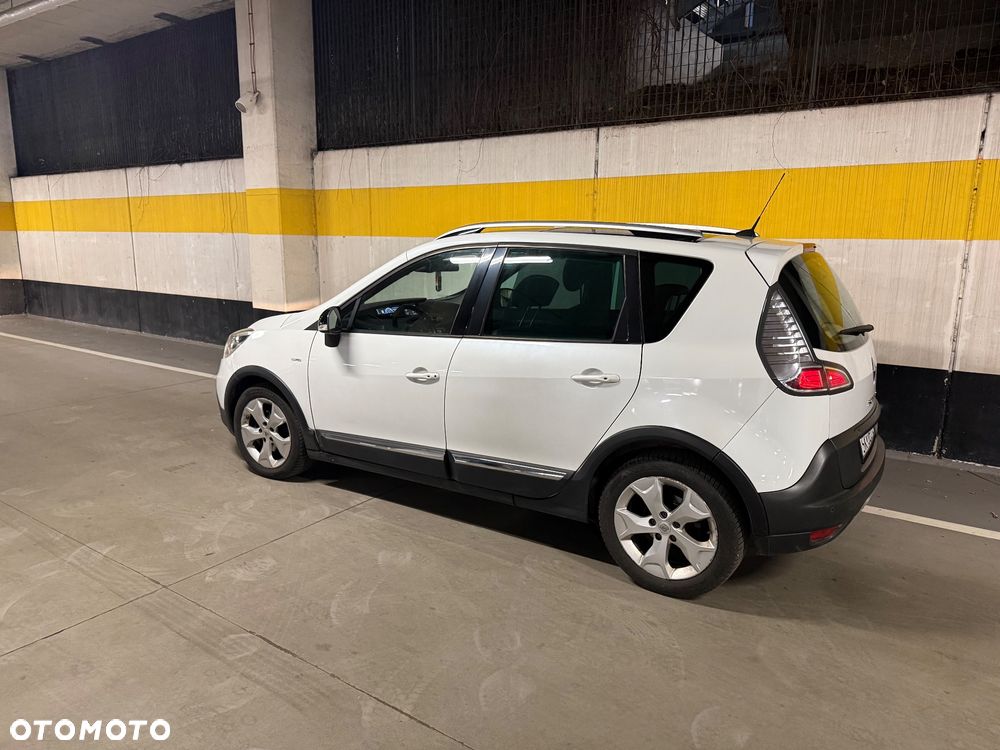 Renault Scenic Energy dCi 130 Euro 6 S&S Xmod Bose Edition - 6