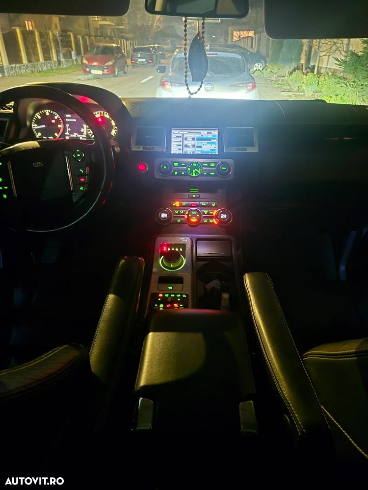 Land Rover Range Rover Sport 3.0 TDV6 HSE - 19