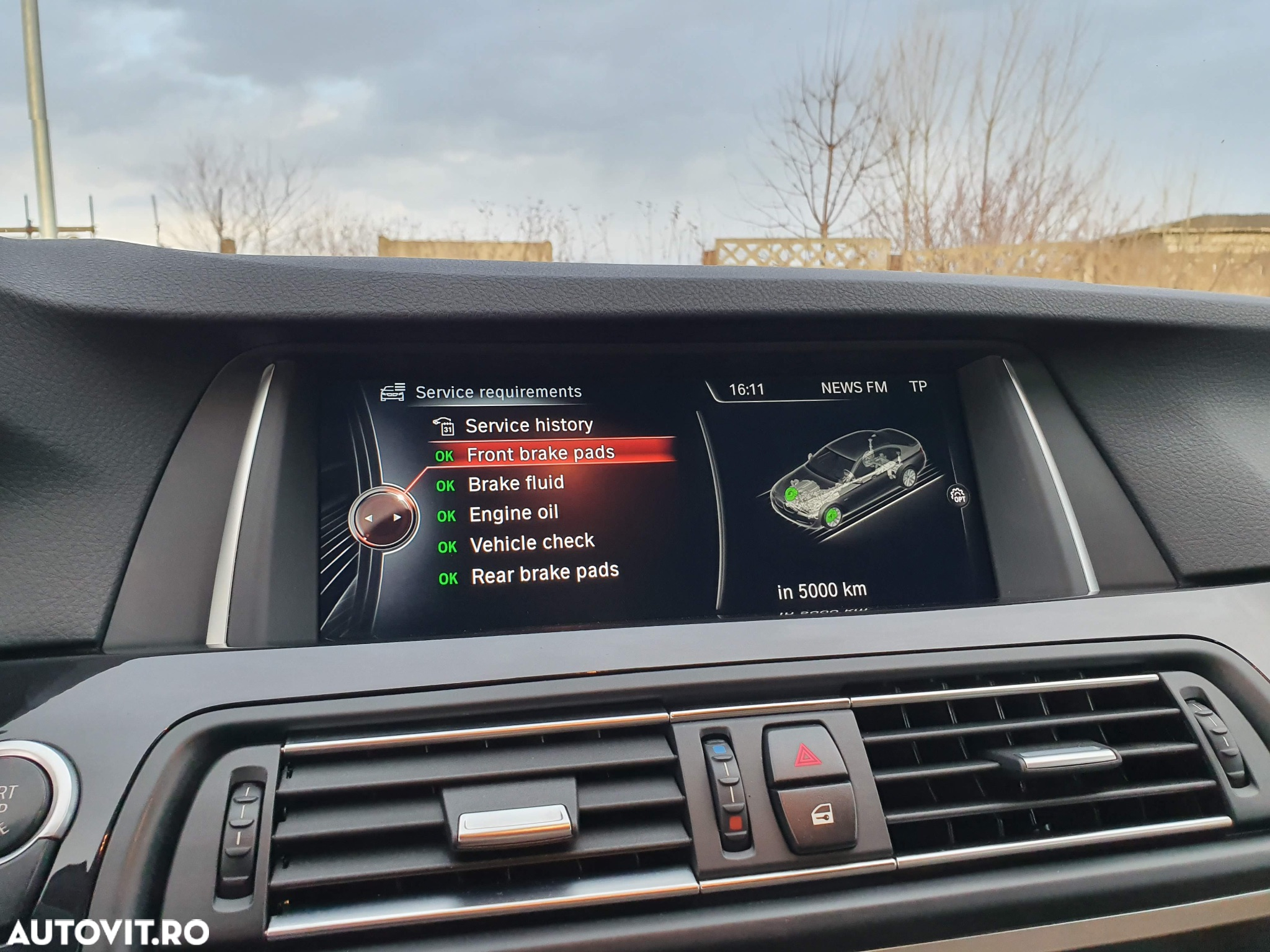 BMW Seria 5 520d xDrive AT - 14