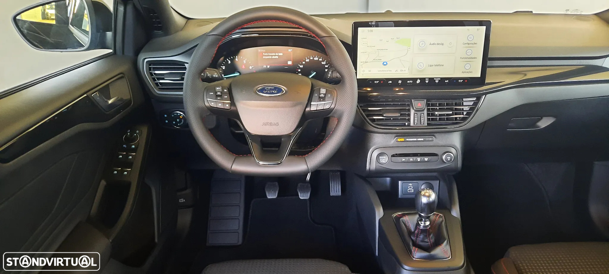 Ford Focus 1.0 EcoBoost MHEV ST-Line - 26