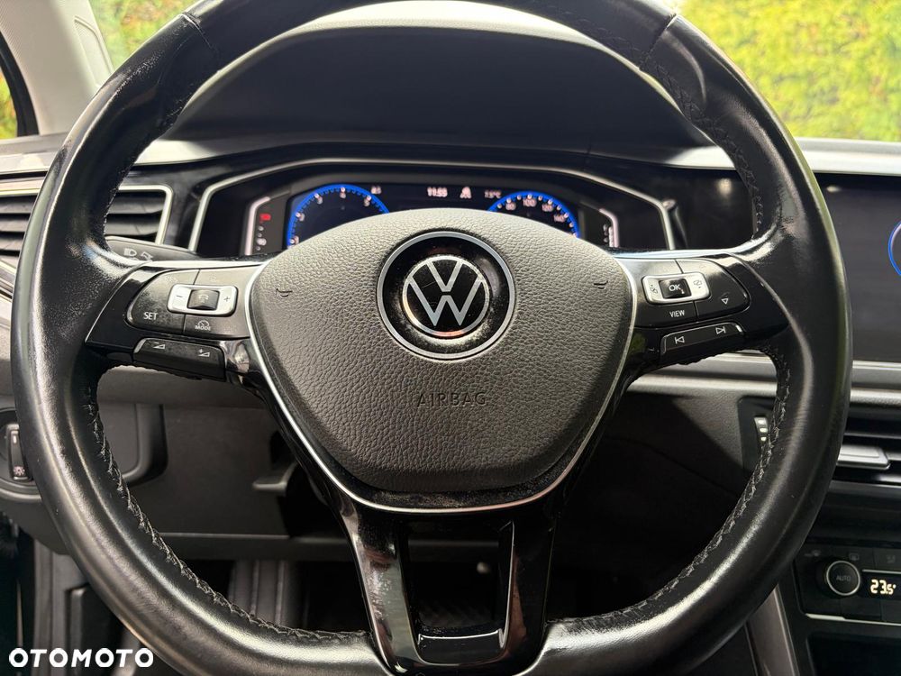 Volkswagen Polo - 22